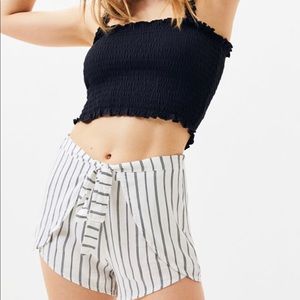 PacSun black and white shorts